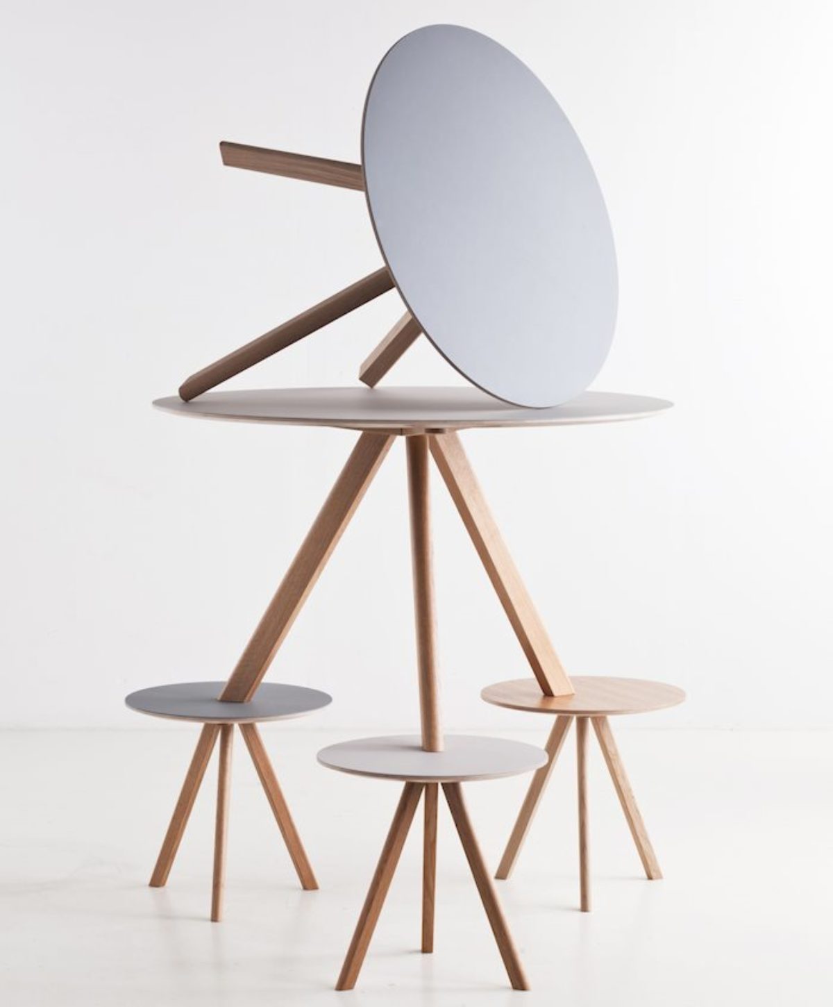 Hay collectie meubelen eettafel table 01